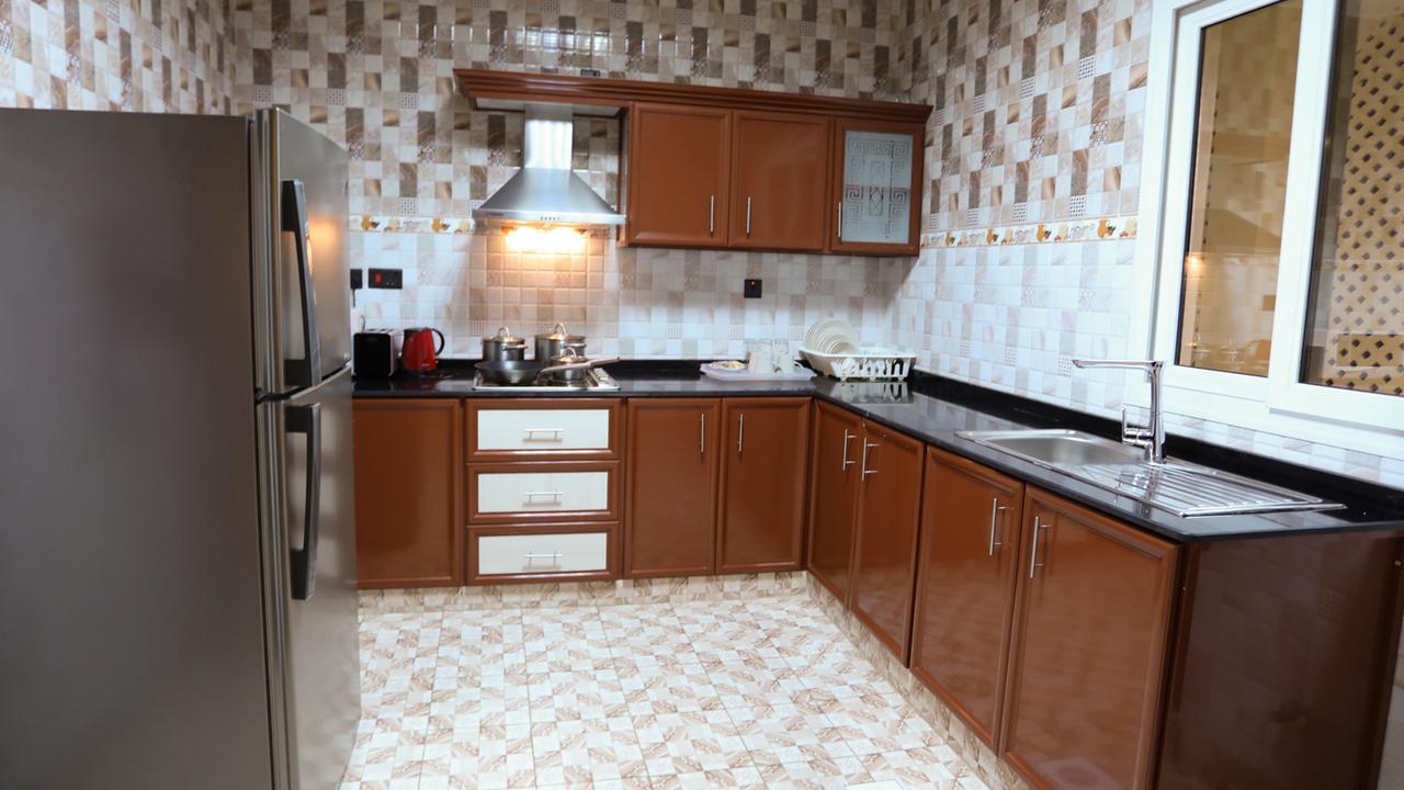 Remas Hotel Suites - Al Khoudh, Seeb, Muscat Екстер'єр фото