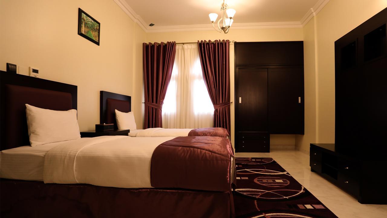 Remas Hotel Suites - Al Khoudh, Seeb, Muscat Екстер'єр фото